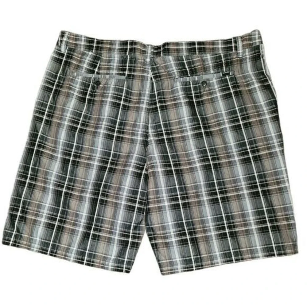 Hurley chino style